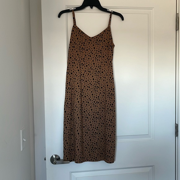 Dress - Picture 1 of 7